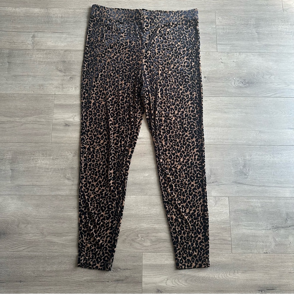 EUC Forever 21+ Leopard Print tights - size 2X